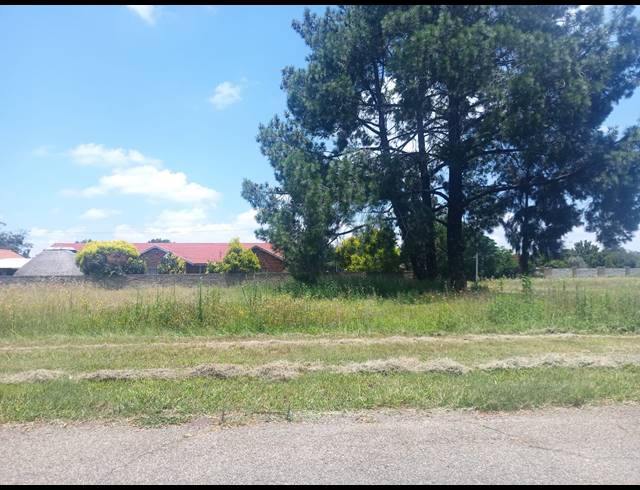 1,126M² VACANT LAND FOR SALE IN KOOKRUS